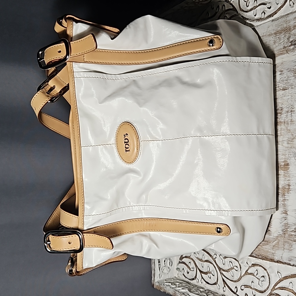 TOD'S G-LINE EASY SACCA TOTE- WHITE COATED CANVAS W/TAN LEATHER TRIM